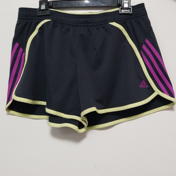 Adidas woven shorts - Picture 1 of 2